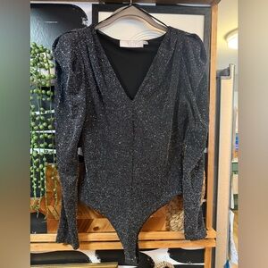 ASTR The Label Black Metallic Long Sleeve V-Neck Bodysuit Size M